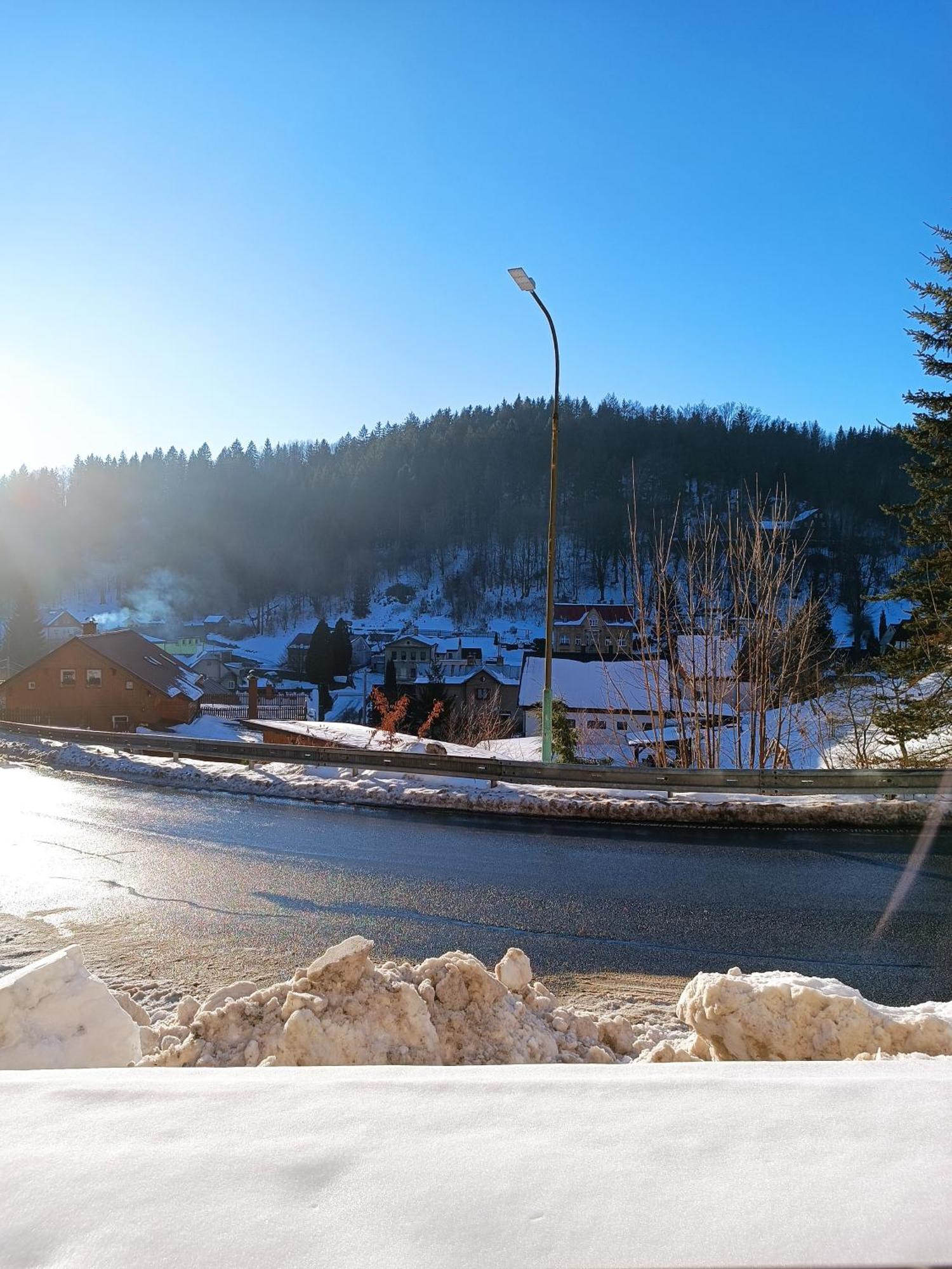 Apartman Na Mechu Janov nad Nisou Exterior foto